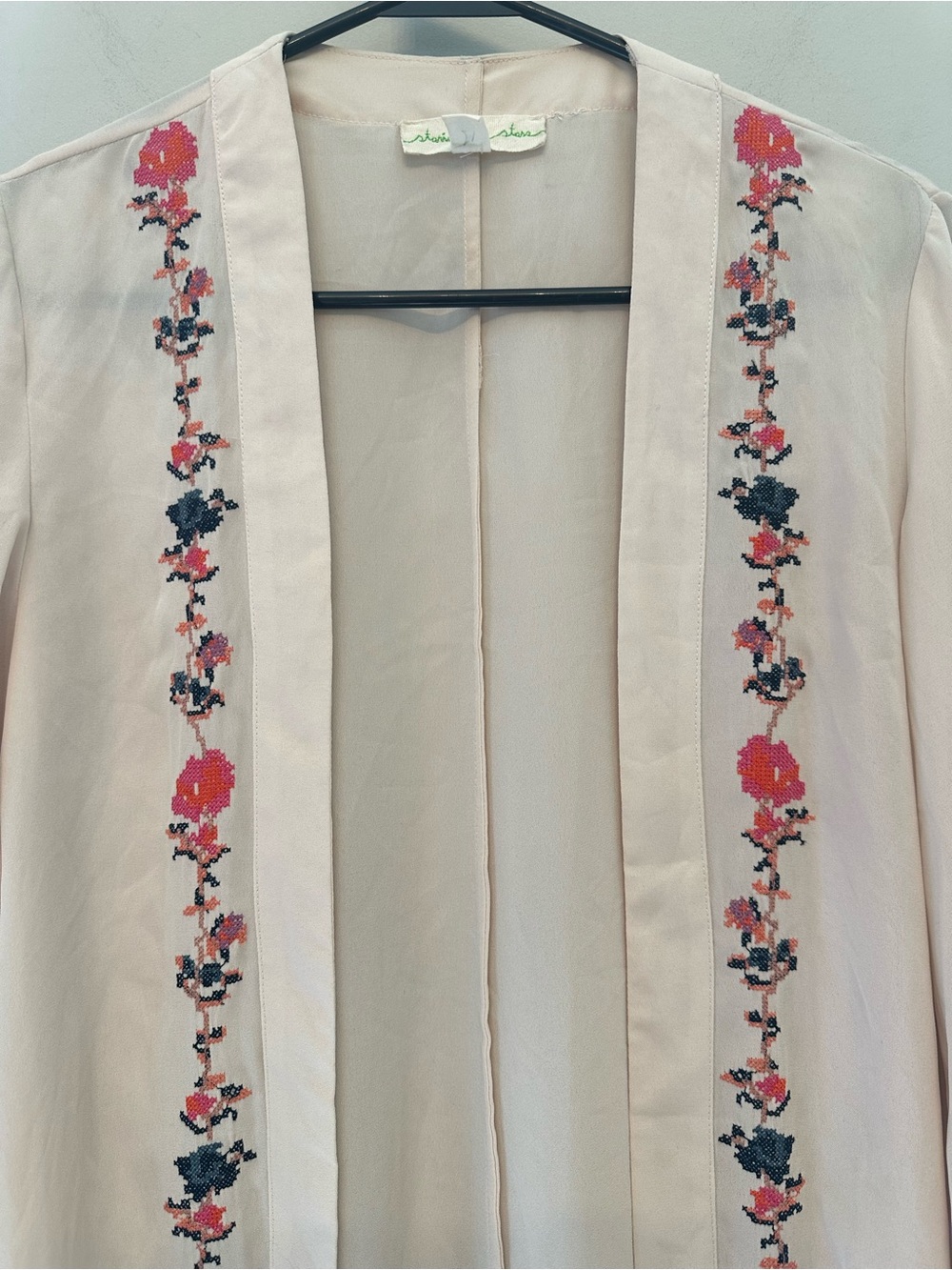 Staring at Stars Blush Kimono/Open Cardigan with Floral Embroidery & Fringe S - Picture 3 of 6